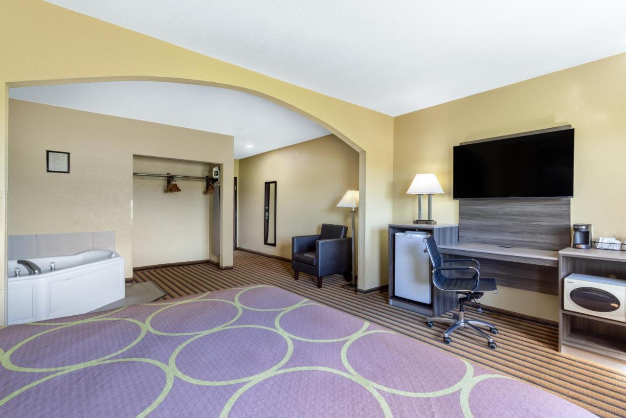 Hotel Super 8 By Wyndham Nixa/Springfield Area Exteriér fotografie