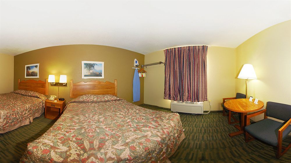 Hotel Super 8 By Wyndham Nixa/Springfield Area Exteriér fotografie